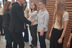 signal-2025-11-30-161850_007