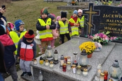 b2ea343f-048b-42a7-93c3-6694f6ad928d